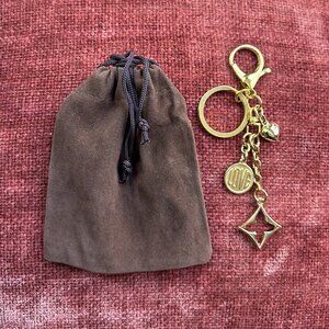 LOVE and CLOVER Bag Charm Gold Tone💕